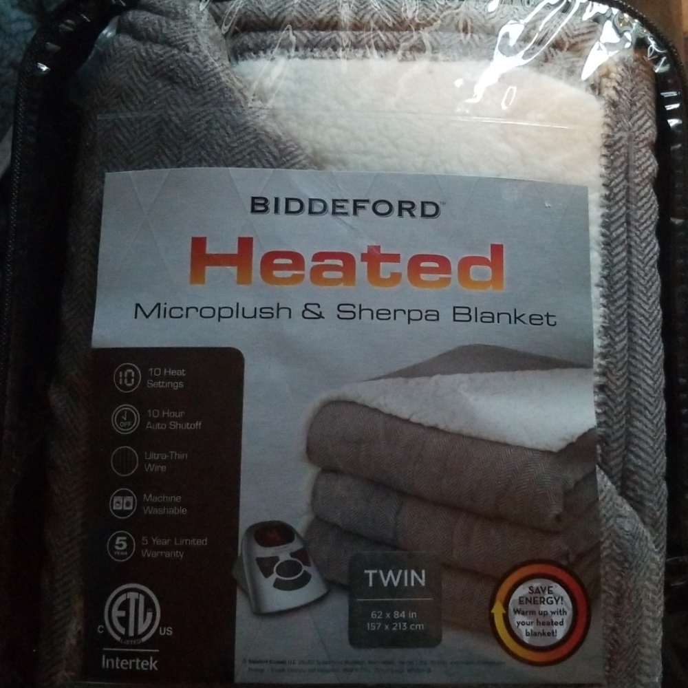 BIDDEFORD Heated  microplush & Shepra Blanket